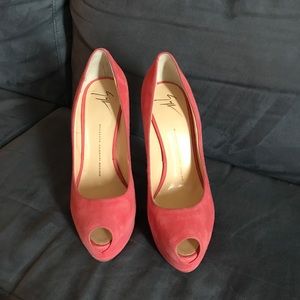 Giuseppe Zanotti Sharon Peep Toe Heels Size 39.5